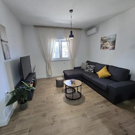 Mandica Apartman Seline